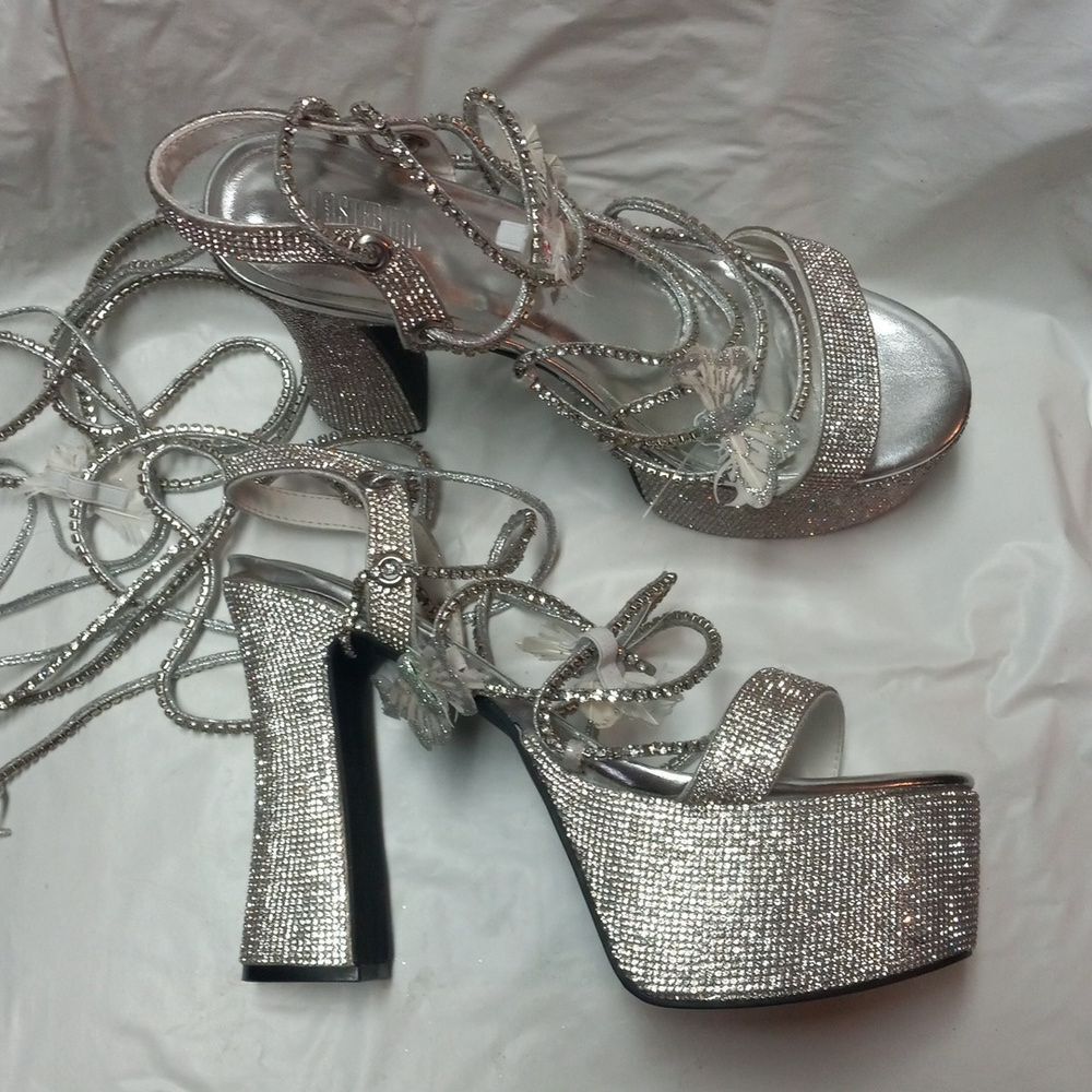 Poster Girl Lace Up Butterfly Heels Size 10